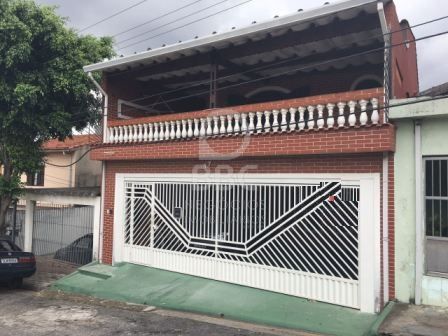 Sobrado à venda com 3 quartos, 320m² - Foto 1