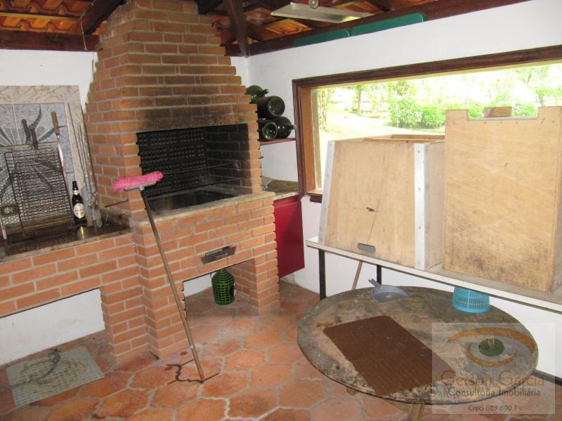 Sítio à venda com 3 quartos, 220m² - Foto 38