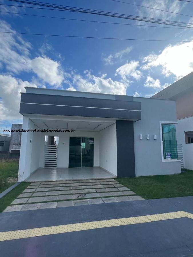 Casa de Condomínio à venda com 3 quartos, 120m² - Foto 1