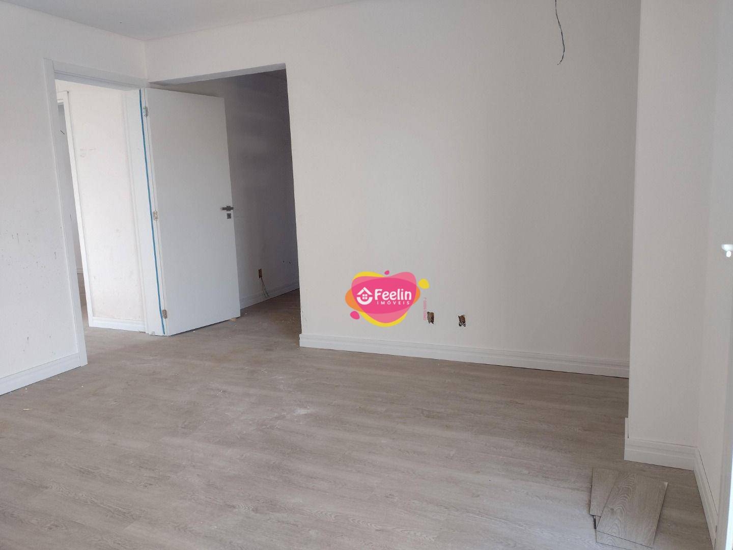 Casa à venda com 3 quartos, 169m² - Foto 14