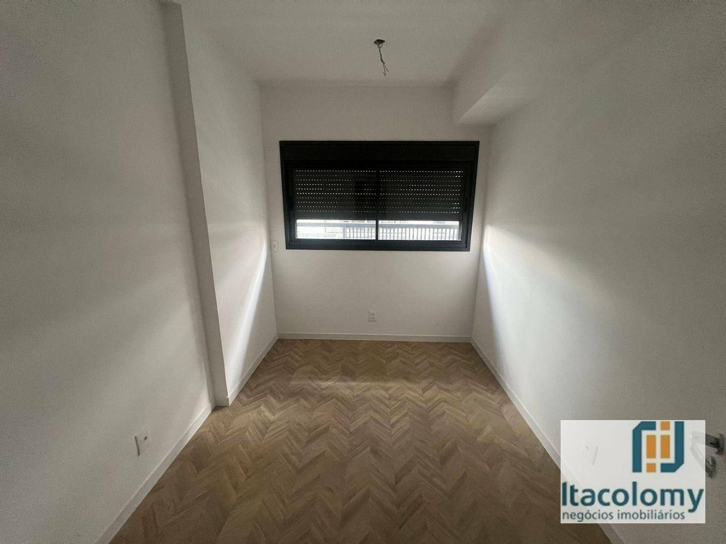 Apartamento à venda e aluguel com 2 quartos, 75m² - Foto 3