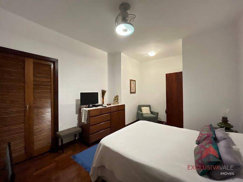 Apartamento à venda com 5 quartos, 200m² - Foto 30