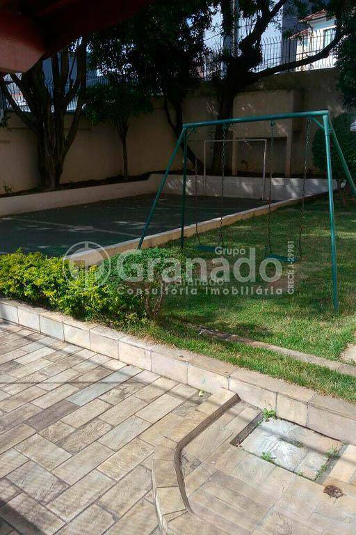 Apartamento à venda com 2 quartos, 67m² - Foto 30