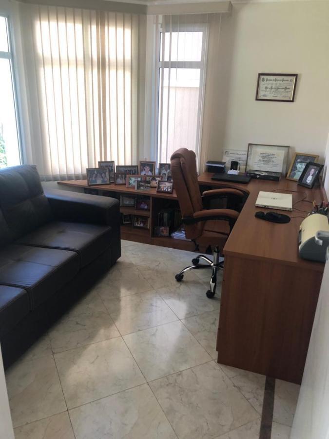 Casa de Condomínio à venda com 3 quartos, 318m² - Foto 10