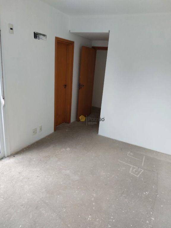 Apartamento à venda com 4 quartos, 232m² - Foto 17