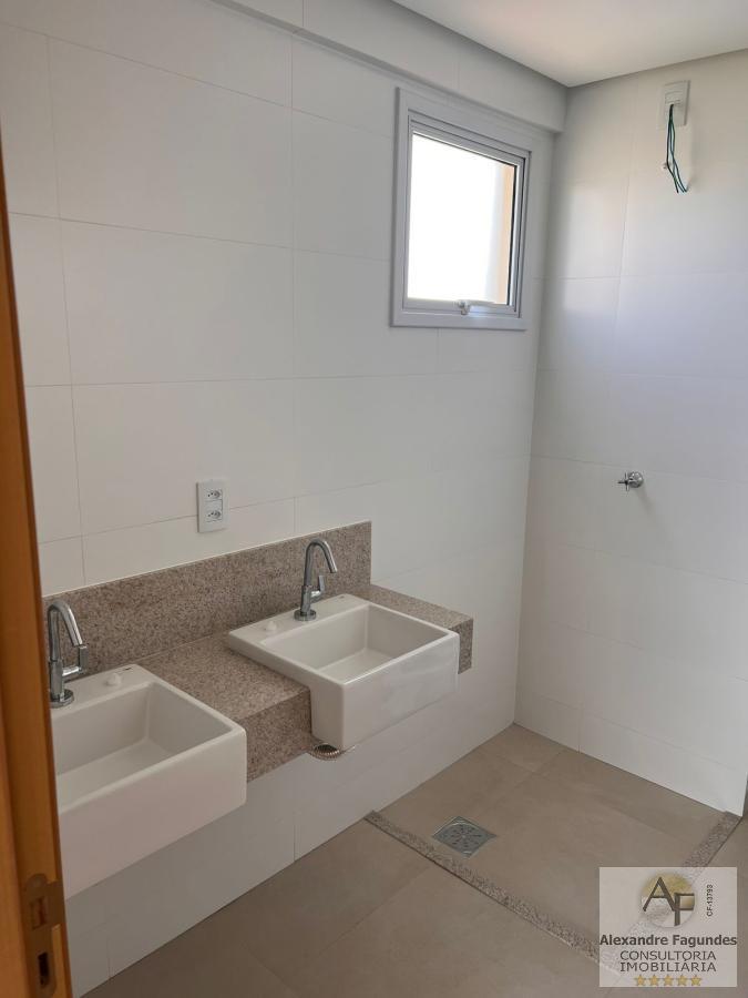 Apartamento à venda com 3 quartos, 115m² - Foto 10