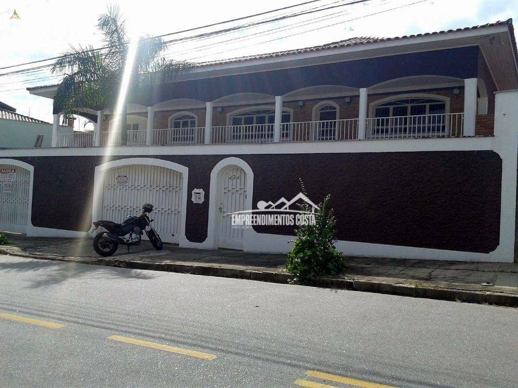 Casa de Condomínio à venda e aluguel com 4 quartos, 700m² - Foto 2