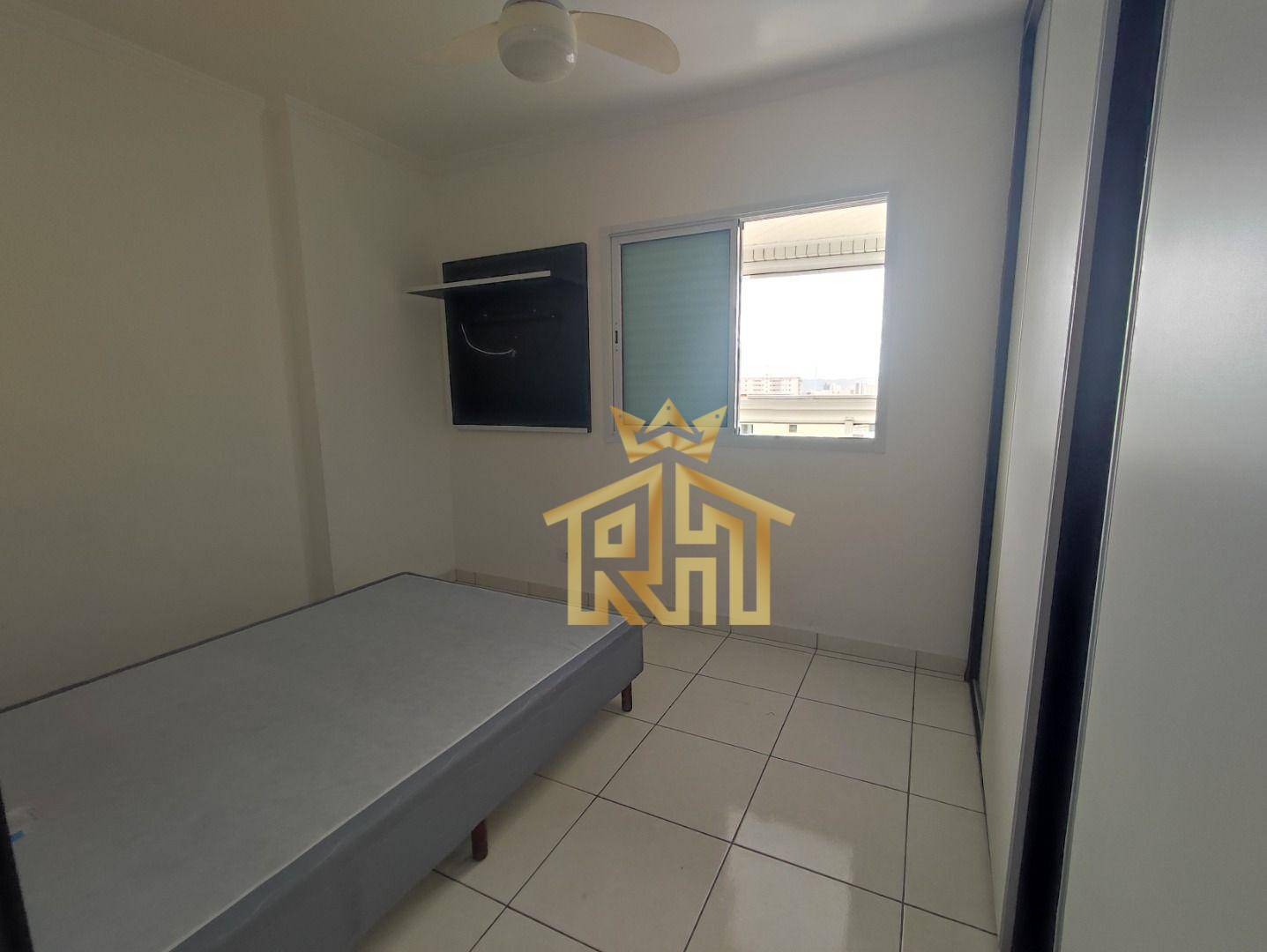 Apartamento à venda com 2 quartos, 76m² - Foto 17