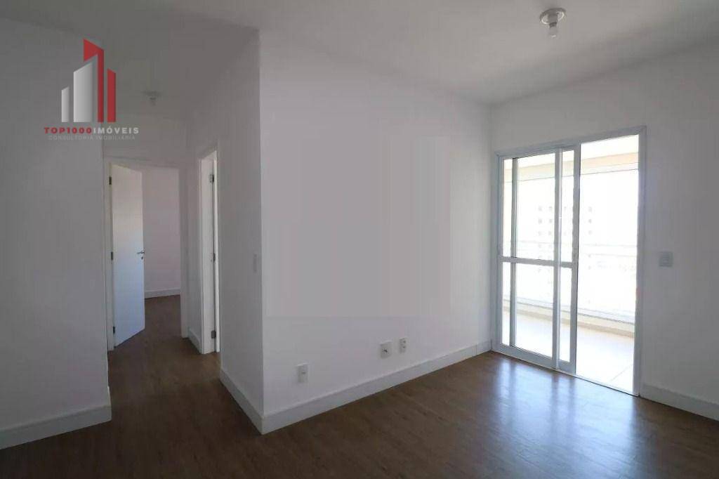 Apartamento à venda com 2 quartos, 65m² - Foto 4