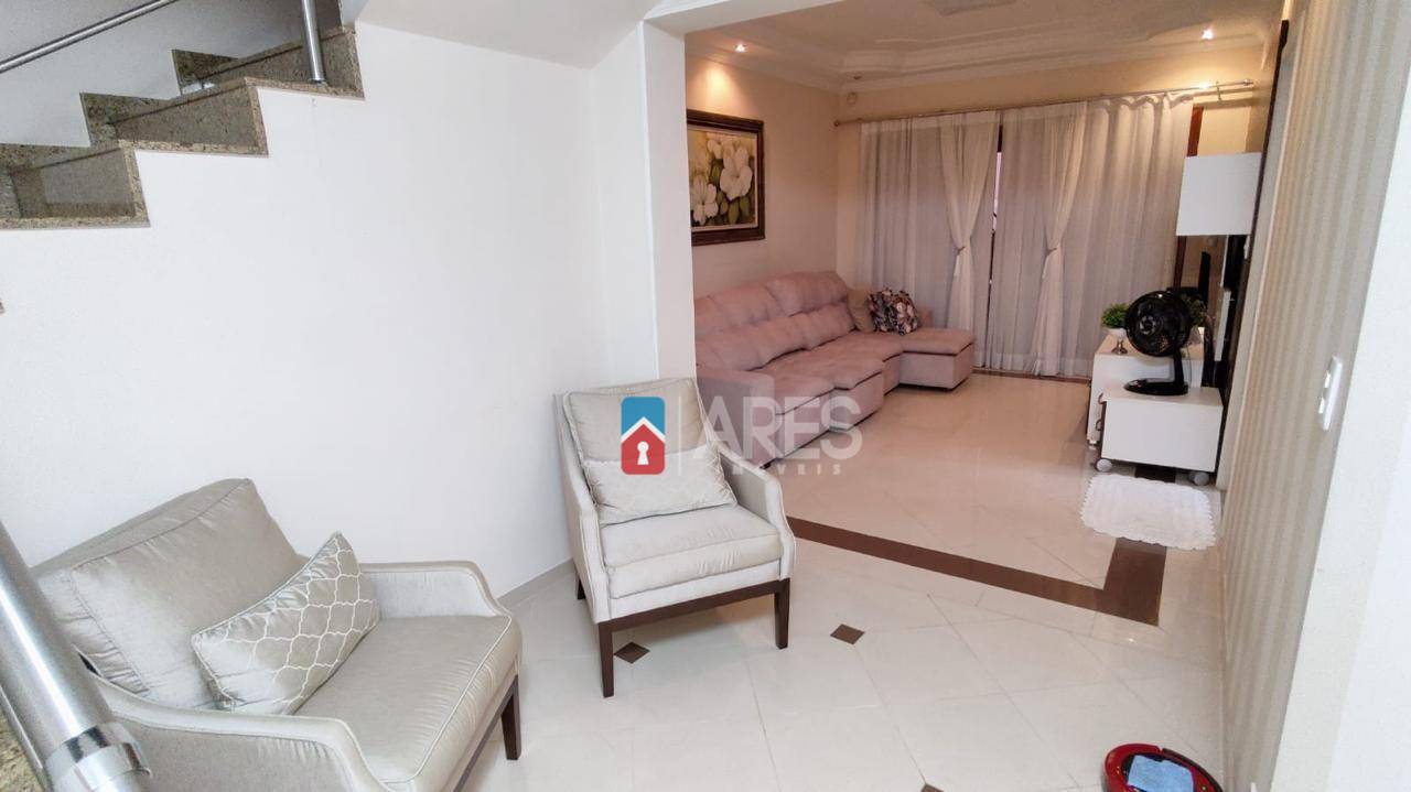 Casa à venda com 3 quartos, 380m² - Foto 5