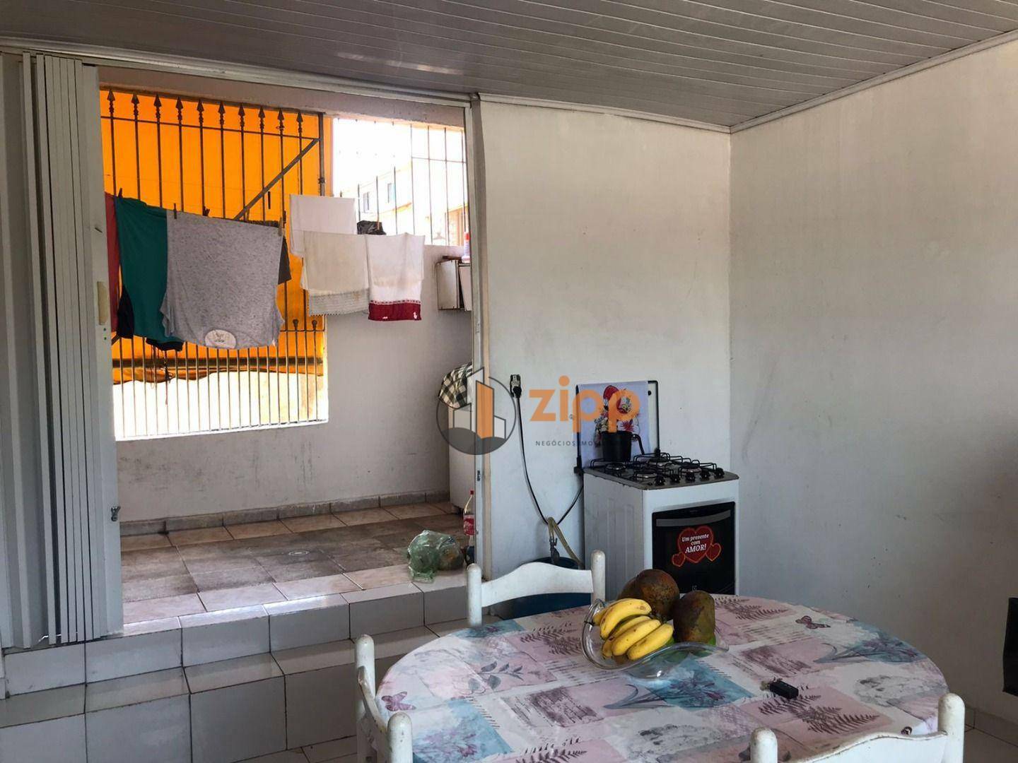 Casa à venda com 4 quartos, 100m² - Foto 10