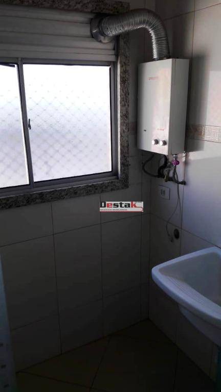 Apartamento à venda com 2 quartos, 48m² - Foto 9