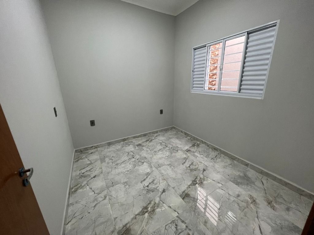 Casa à venda com 3 quartos, 100m² - Foto 23