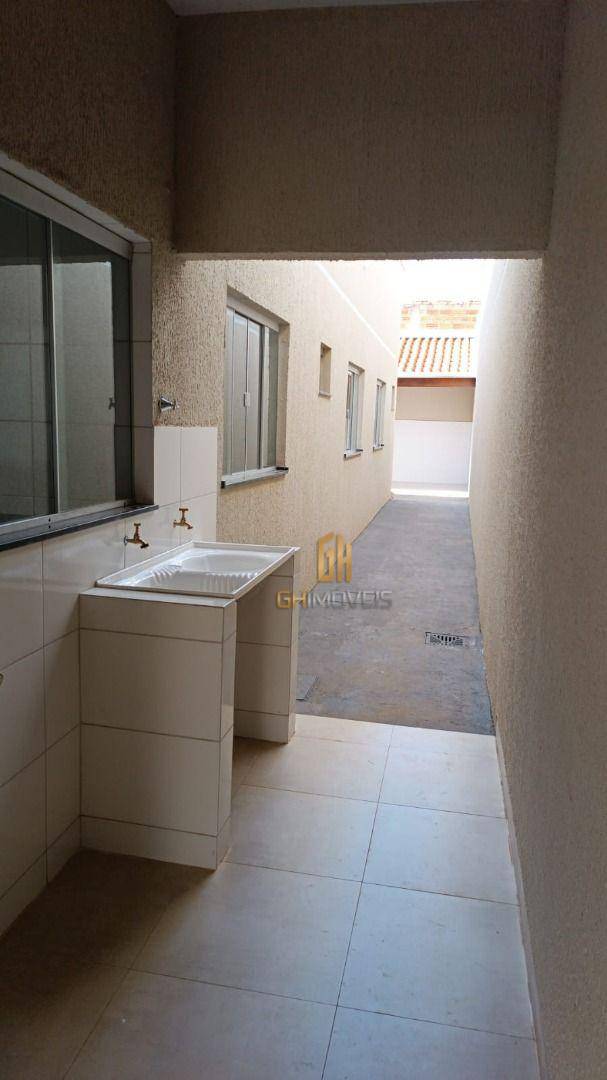 Casa à venda com 3 quartos, 90m² - Foto 13