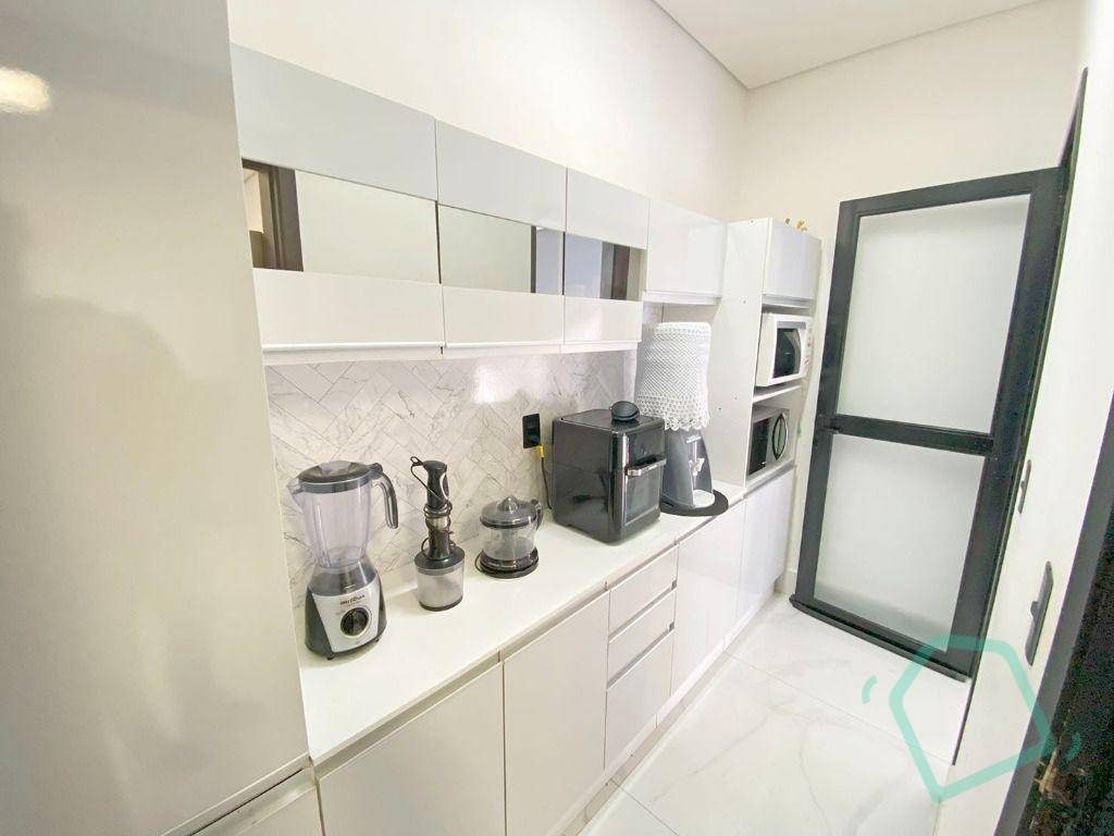 Casa de Condomínio à venda com 3 quartos, 227m² - Foto 11