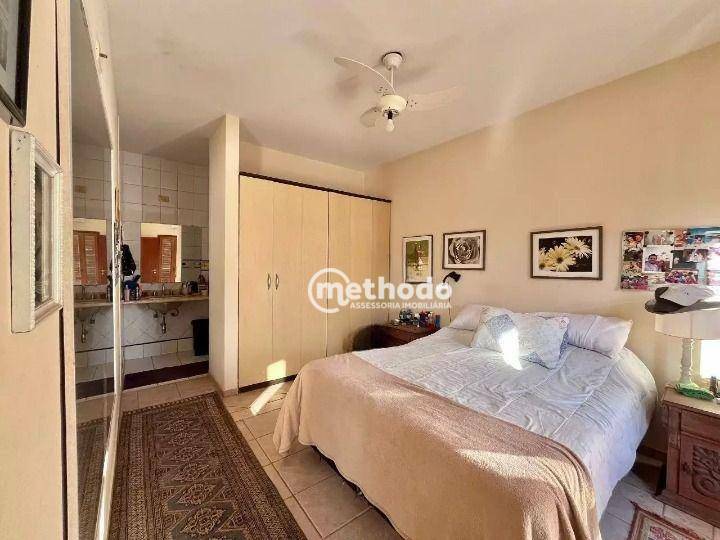 Casa à venda com 3 quartos, 206m² - Foto 8