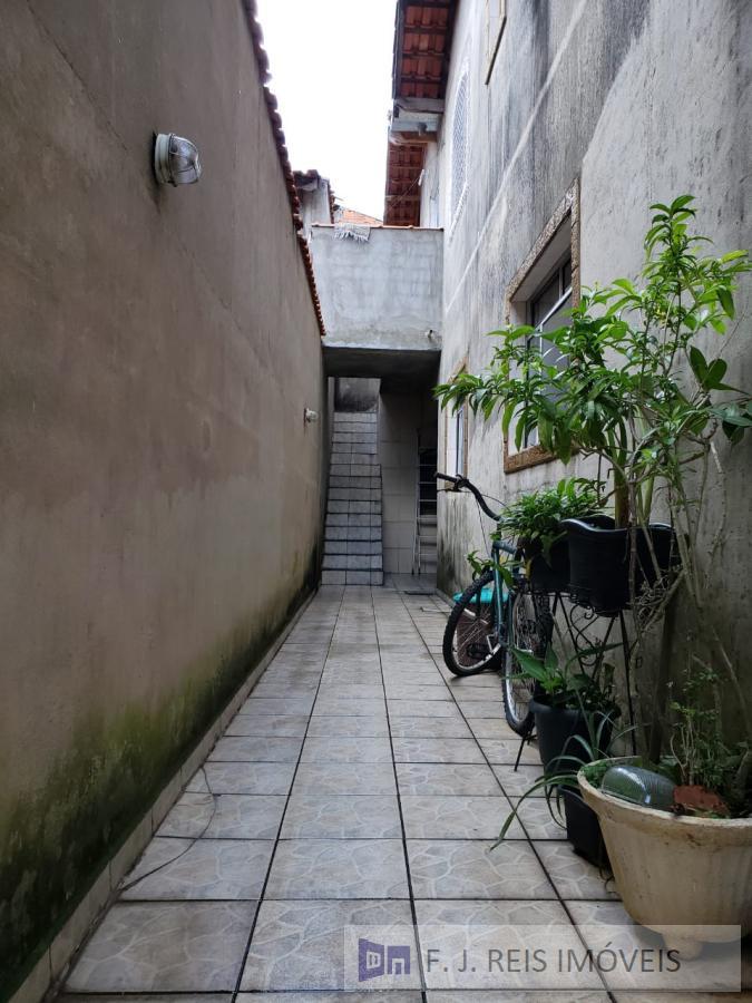 Sobrado à venda com 3 quartos, 240m² - Foto 16