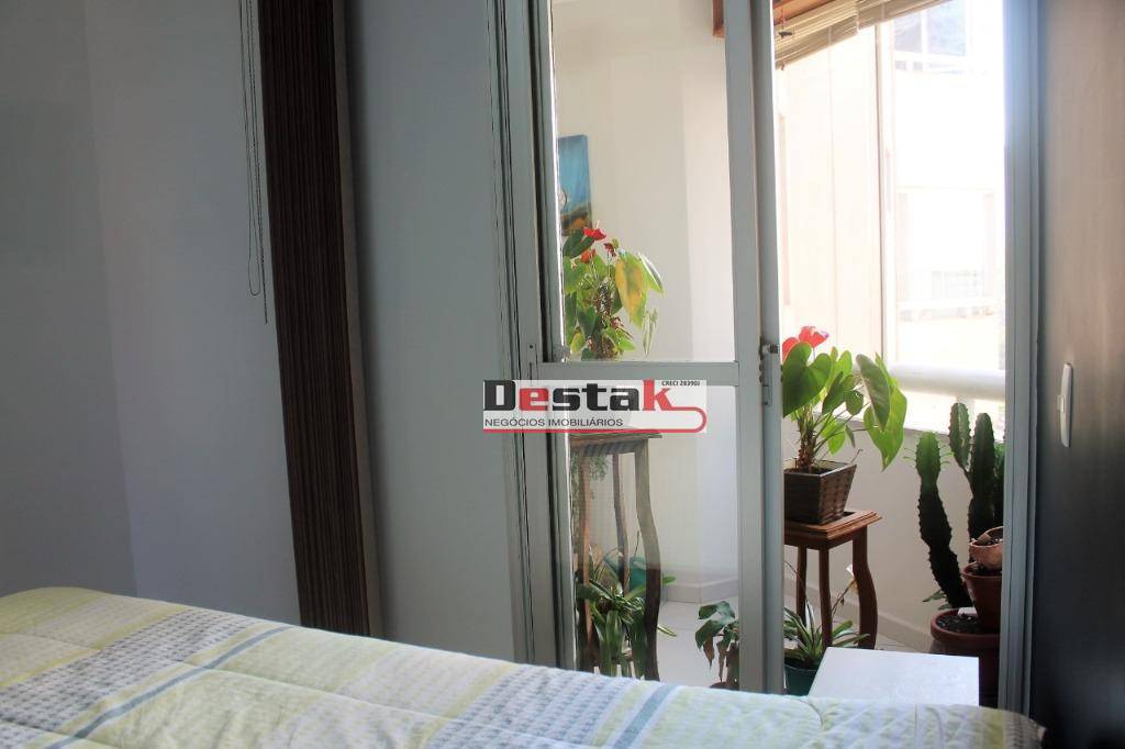 Apartamento à venda com 3 quartos, 85m² - Foto 28