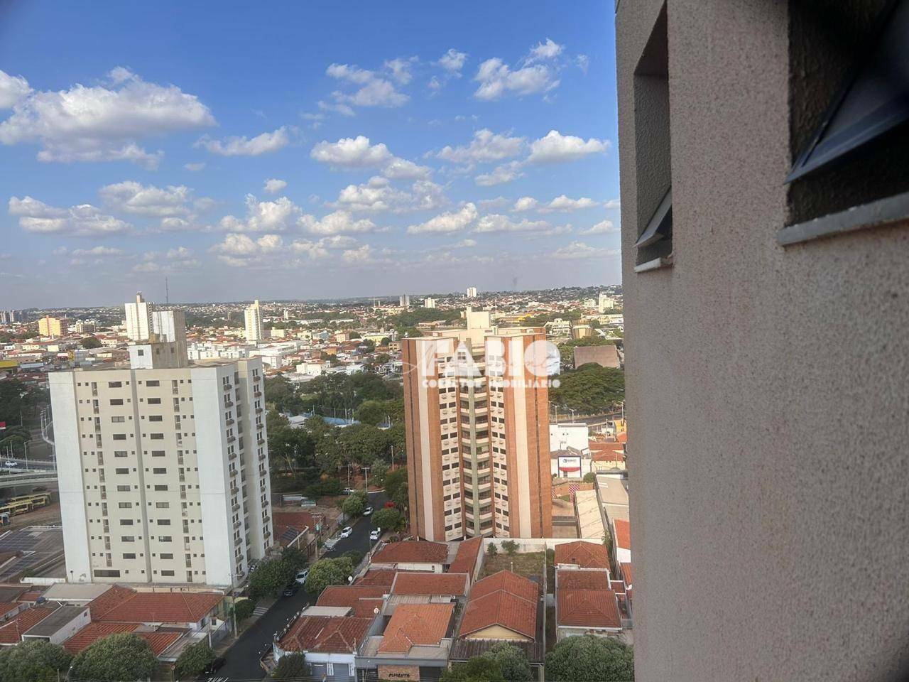 Apartamento à venda com 3 quartos, 84m² - Foto 11