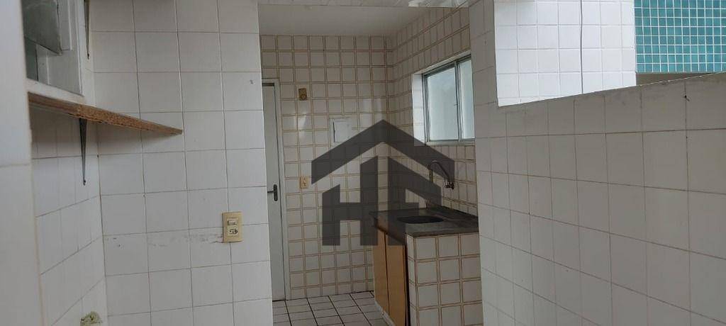 Apartamento para alugar com 3 quartos, 72m² - Foto 11