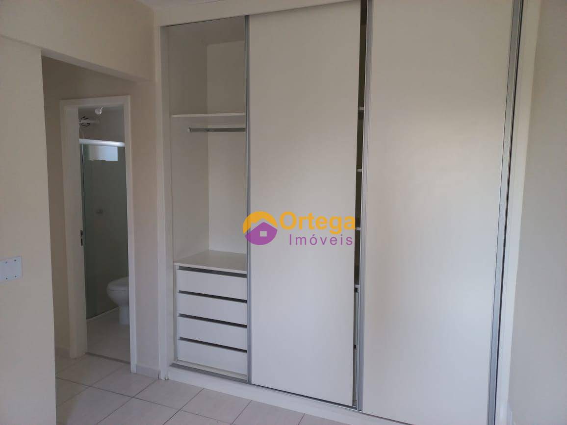 Apartamento à venda com 2 quartos, 72m² - Foto 10