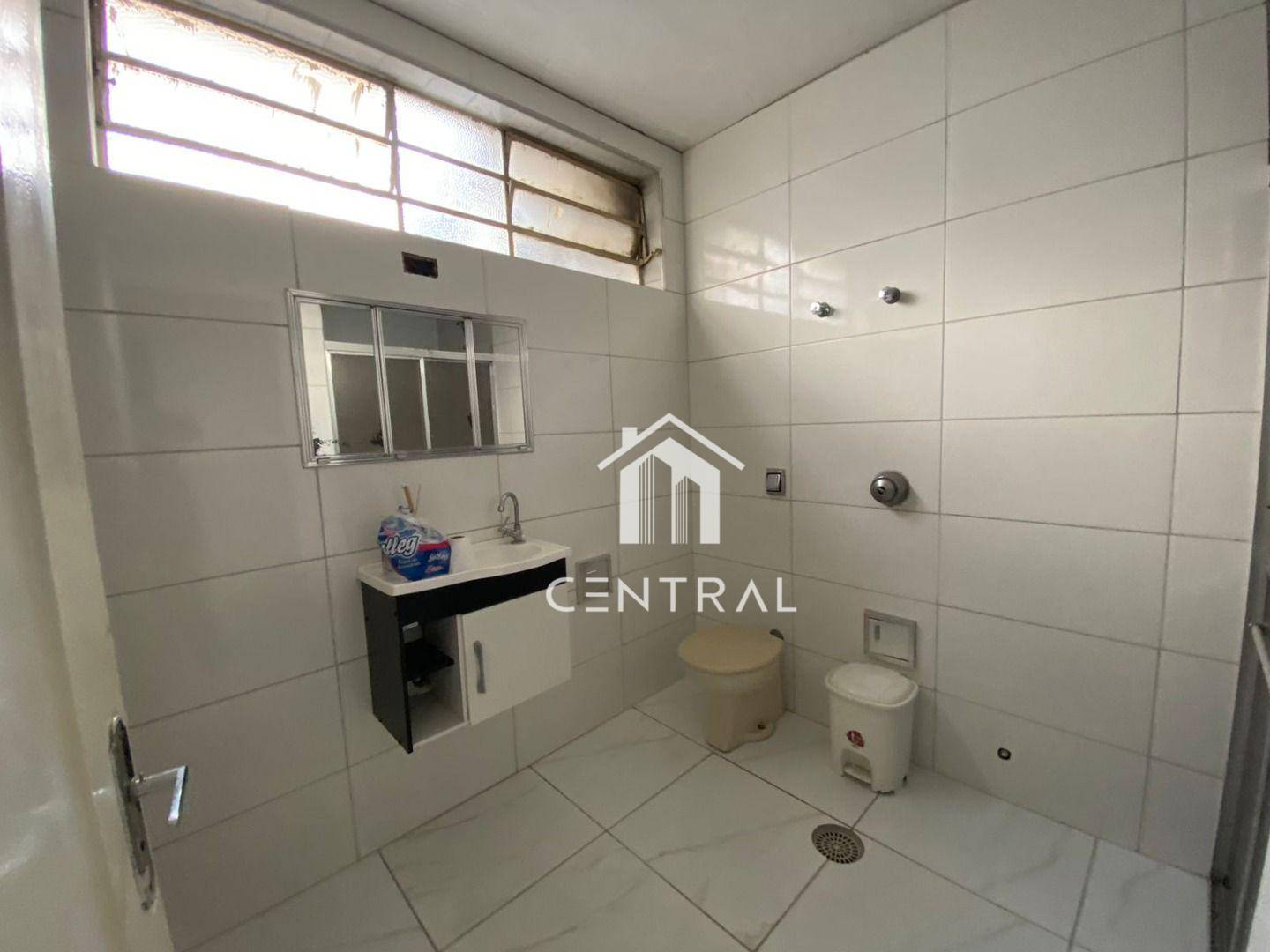 Casa à venda com 4 quartos, 159m² - Foto 27