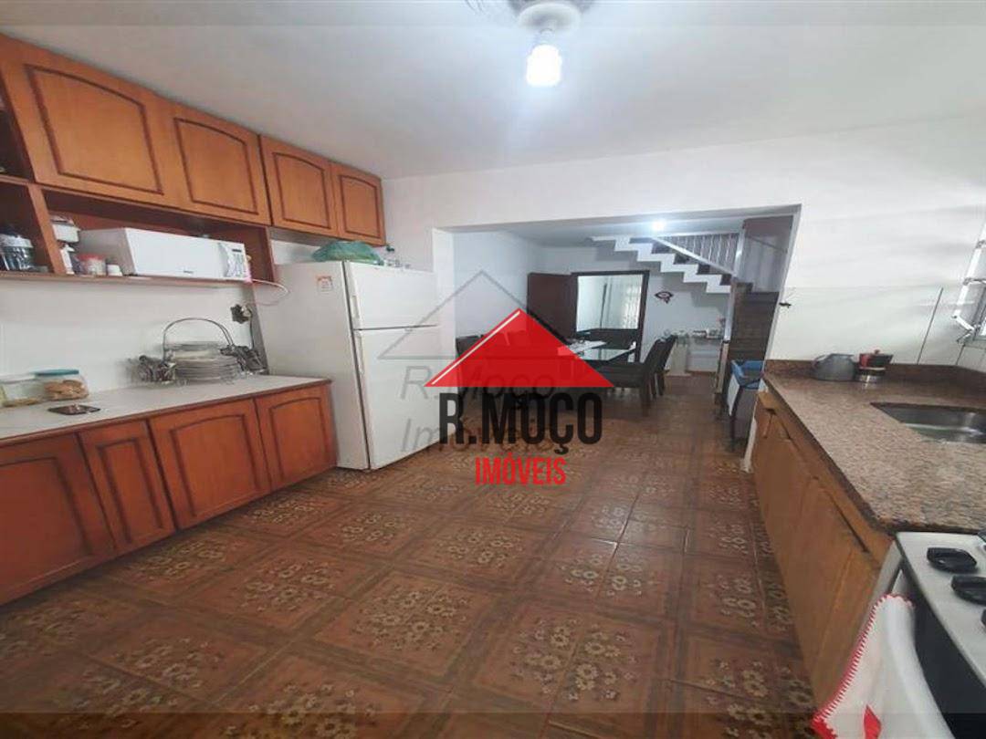 Sobrado à venda com 3 quartos, 231m² - Foto 9