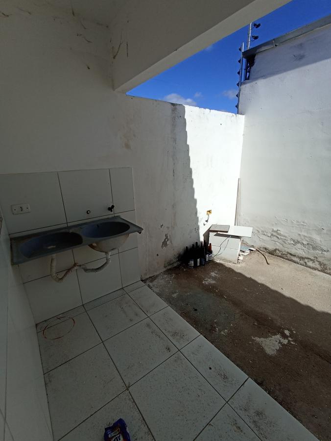 Casa para alugar com 2 quartos, 160m² - Foto 11