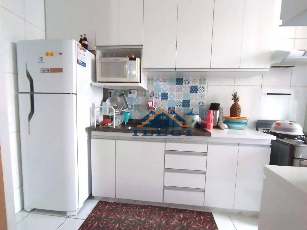 Apartamento à venda com 2 quartos, 58m² - Foto 4