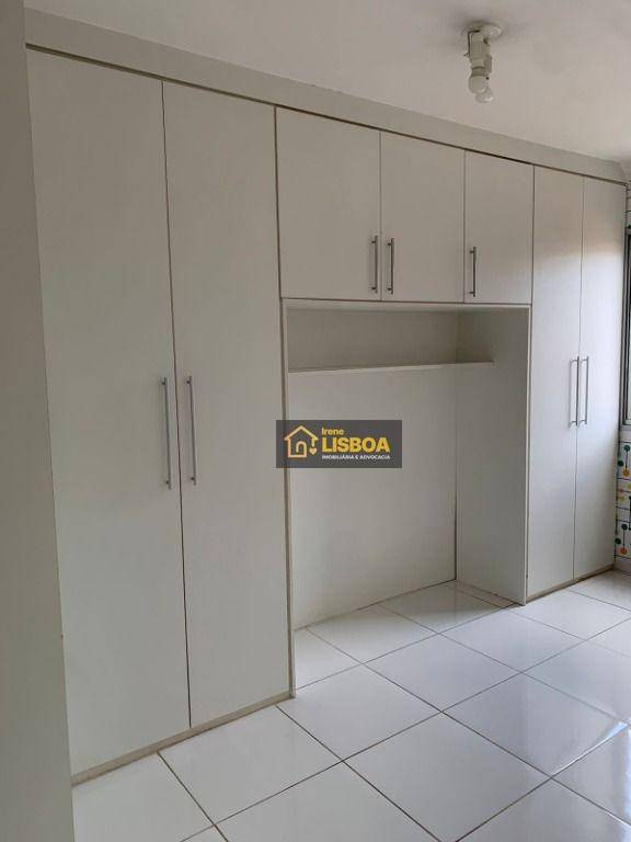 Apartamento à venda com 2 quartos, 68m² - Foto 3