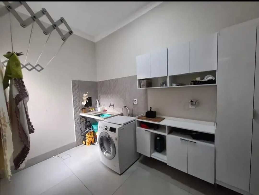 Casa à venda com 3 quartos, 250m² - Foto 10