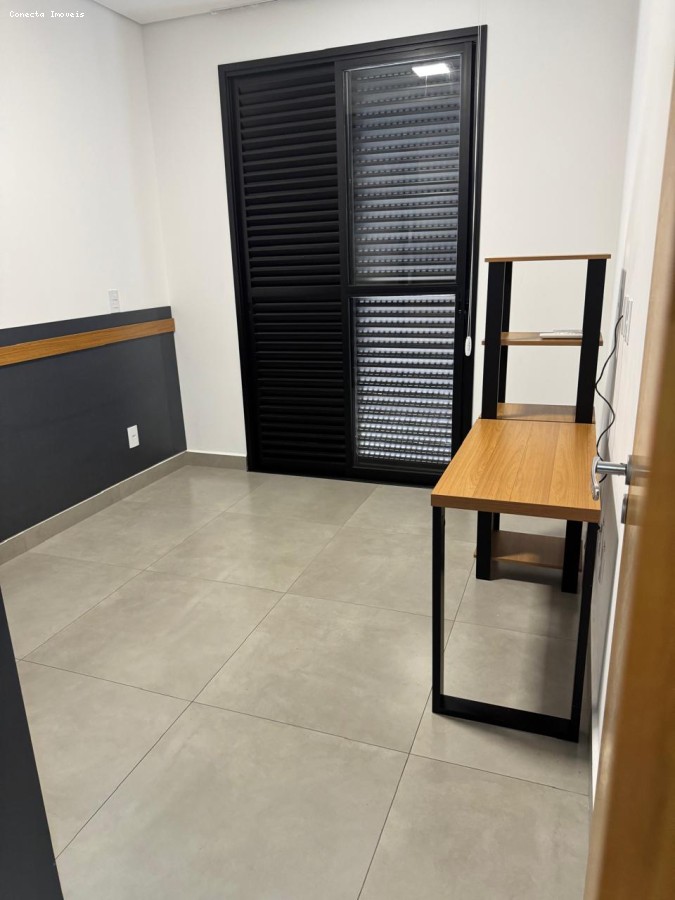 Casa de Condomínio à venda com 3 quartos, 232m² - Foto 31