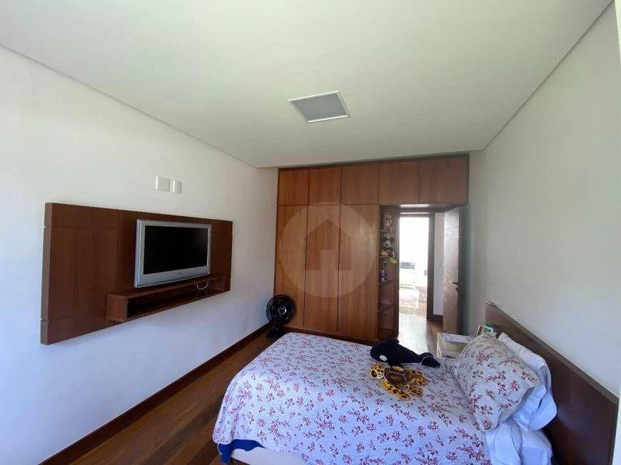 Casa à venda com 4 quartos, 400m² - Foto 13