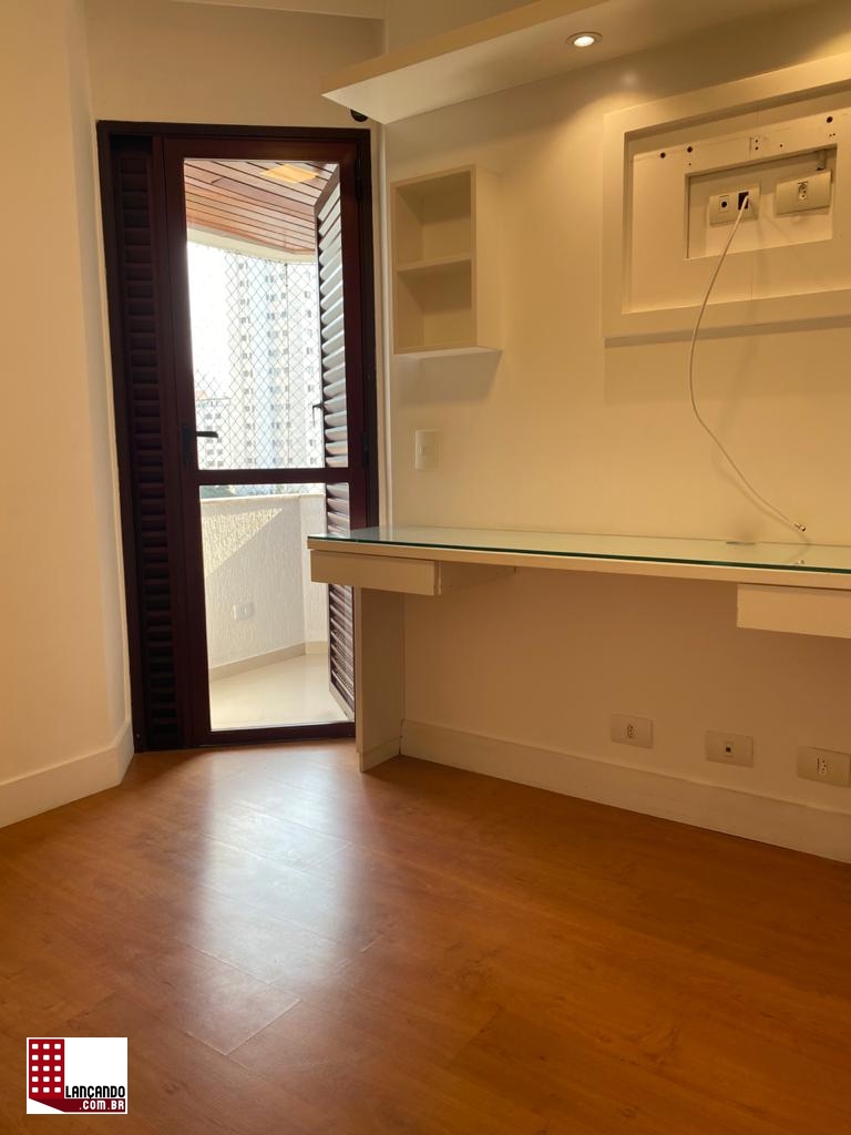 Apartamento à venda com 3 quartos, 125m² - Foto 3