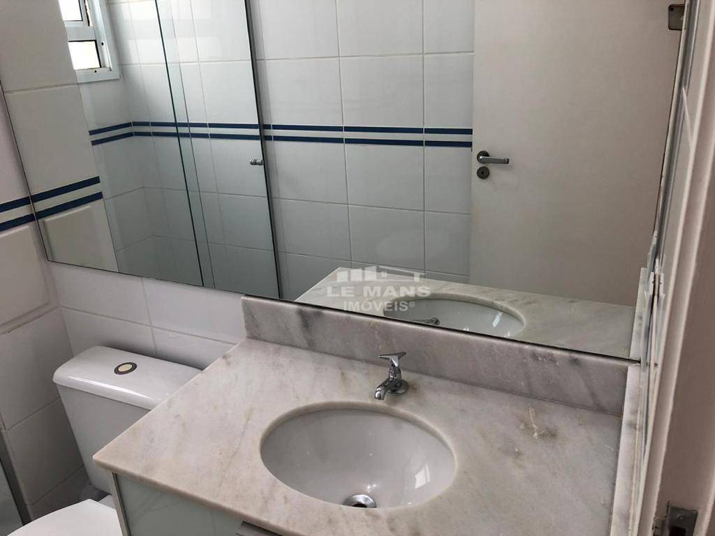 Apartamento à venda com 2 quartos, 63m² - Foto 15