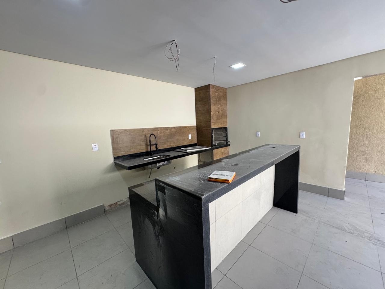 Casa, 3 quartos, 193 m² - Foto 2