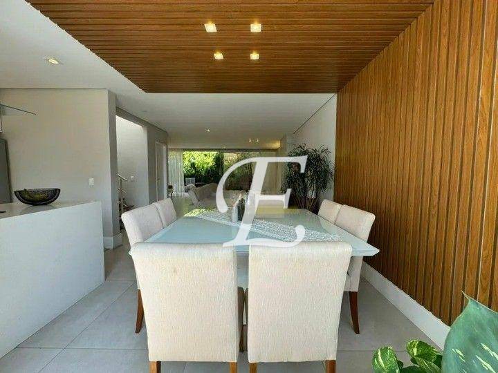 Casa de Condomínio à venda com 3 quartos, 241m² - Foto 7