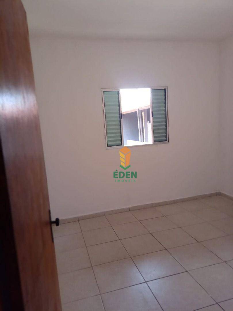 Casa à venda com 3 quartos, 96m² - Foto 12