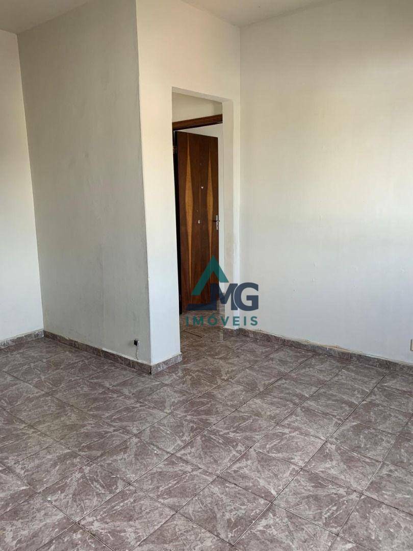 Apartamento à venda com 3 quartos - Foto 5