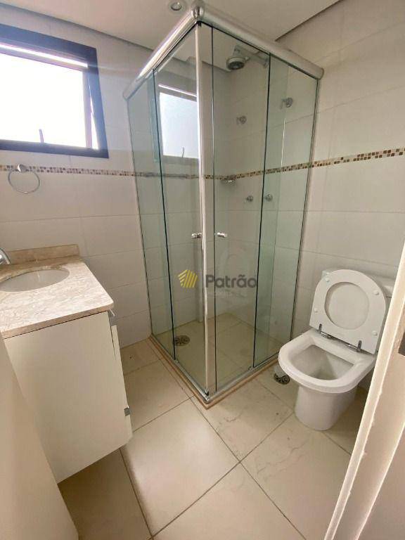 Apartamento à venda com 3 quartos, 138m² - Foto 17