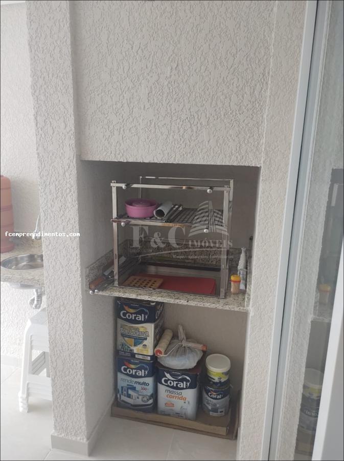 Apartamento à venda com 2 quartos, 69m² - Foto 3