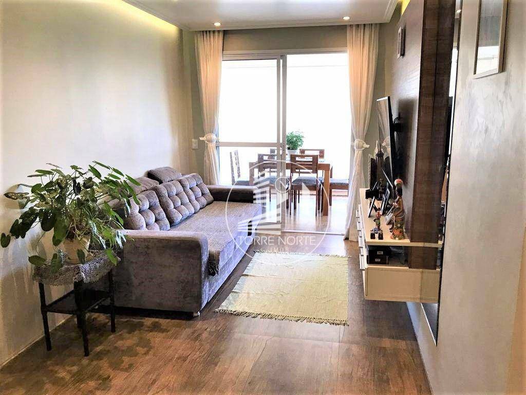 Apartamento à venda com 2 quartos, 75m² - Foto 1