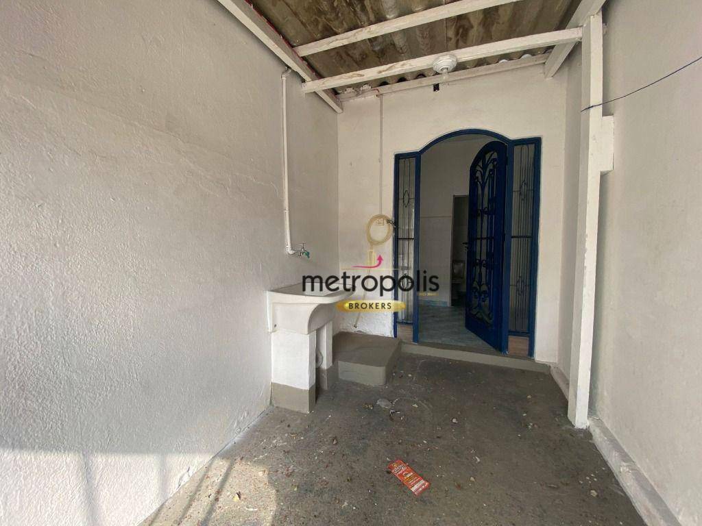 Casa à venda e aluguel com 1 quarto, 46m² - Foto 14