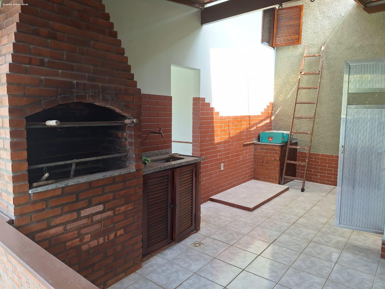 Casa à venda com 2 quartos, 360m² - Foto 11