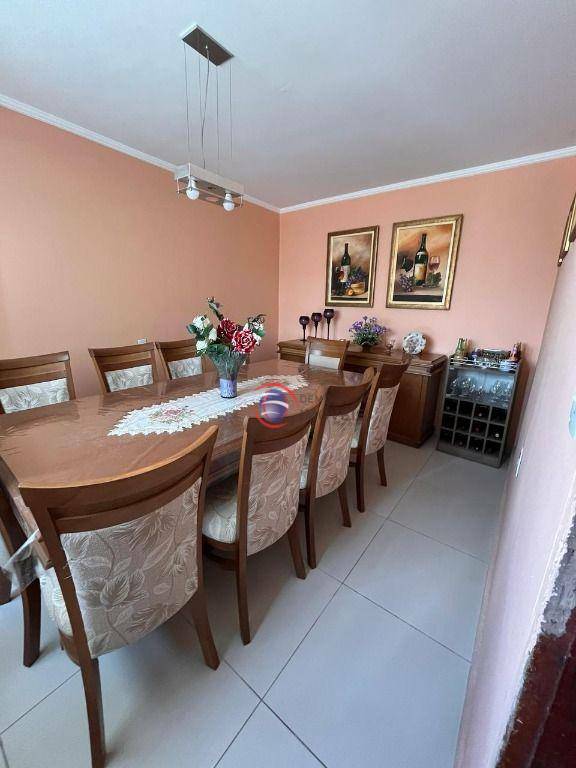 Sobrado à venda com 2 quartos, 175m² - Foto 1