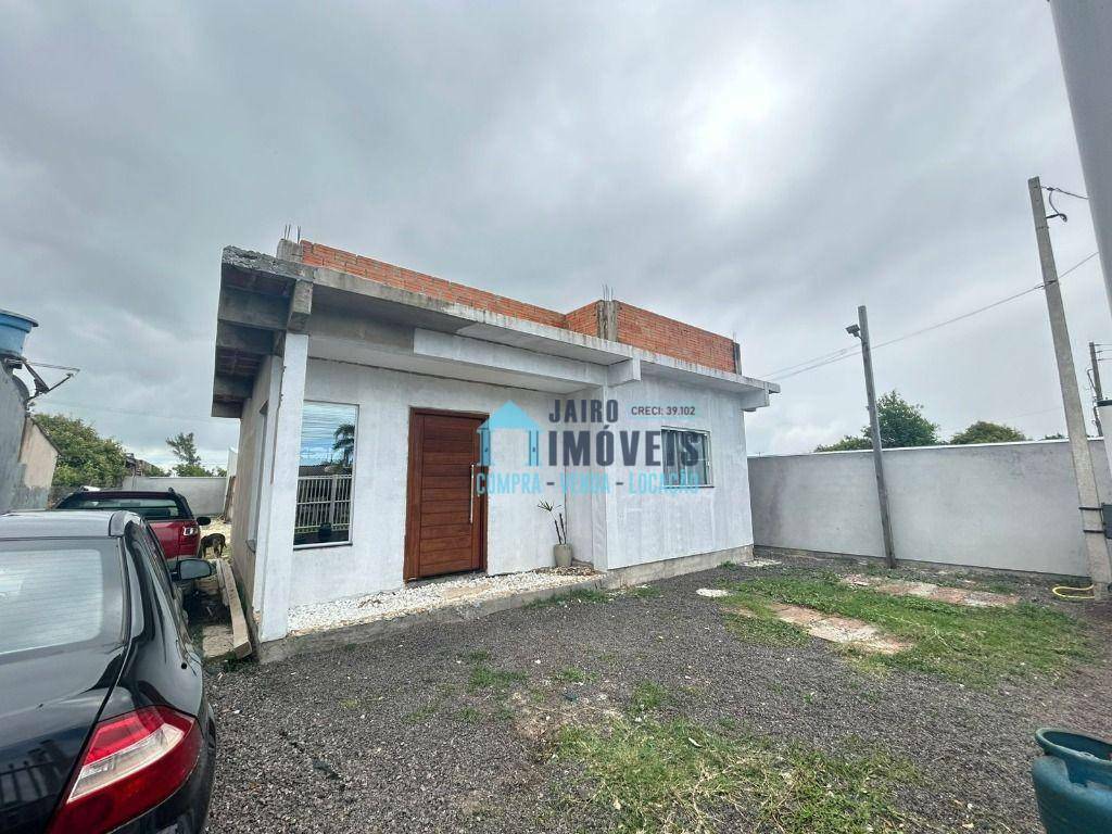 Casa à venda com 1 quarto, 104m² - Foto 1