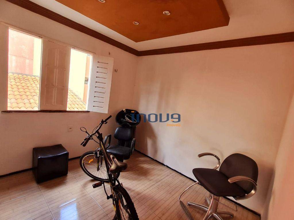 Casa à venda com 4 quartos, 191m² - Foto 31