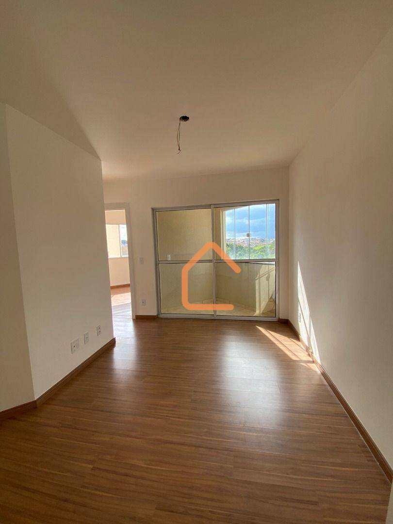 Apartamento à venda com 2 quartos, 55m² - Foto 1