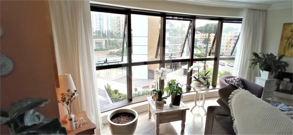 Apartamento à venda com 3 quartos, 120m² - Foto 6