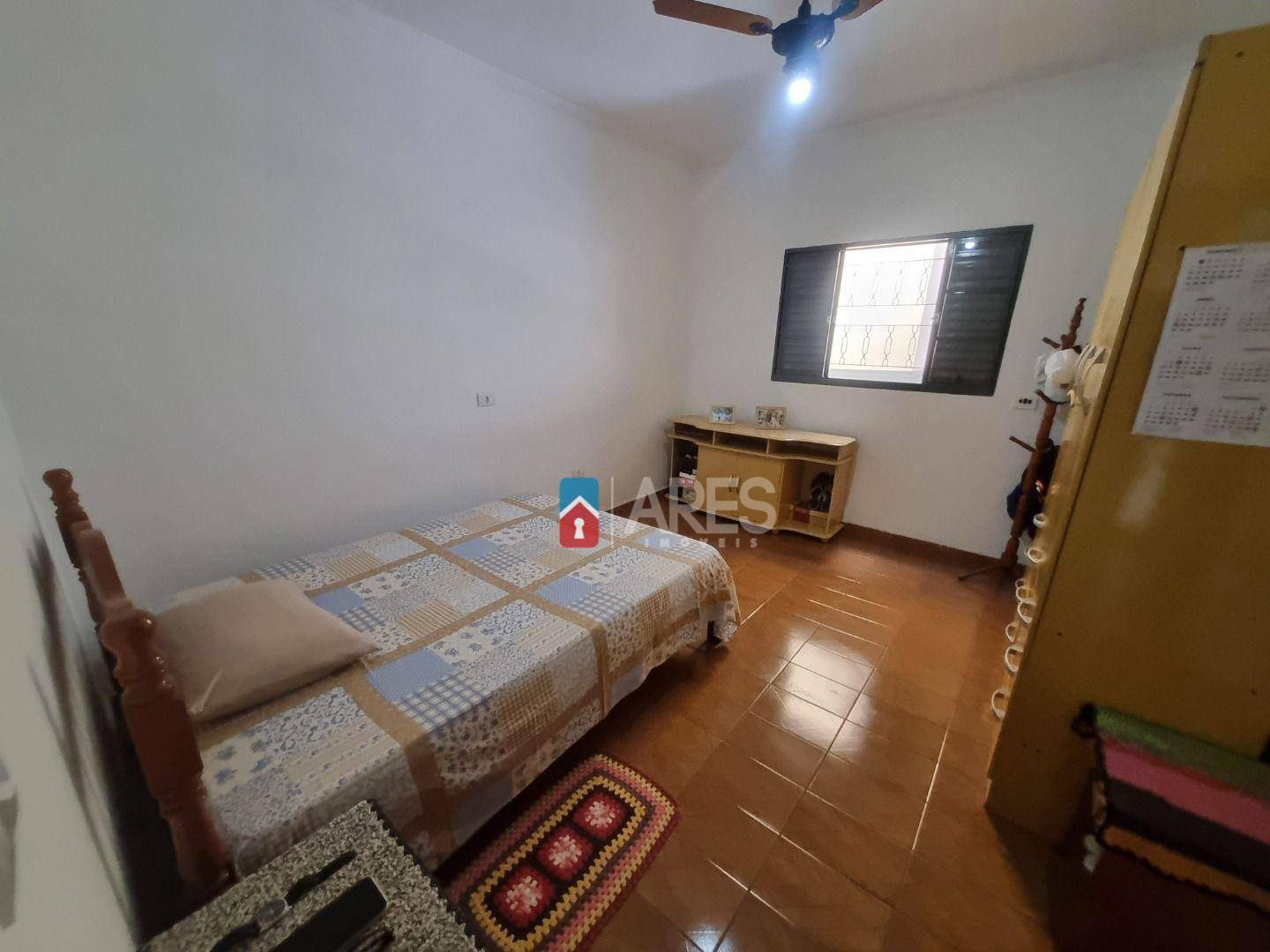 Casa à venda com 3 quartos, 99m² - Foto 12